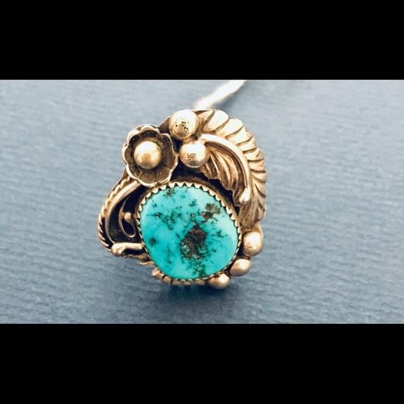 Jewelry - Sterling silver ring